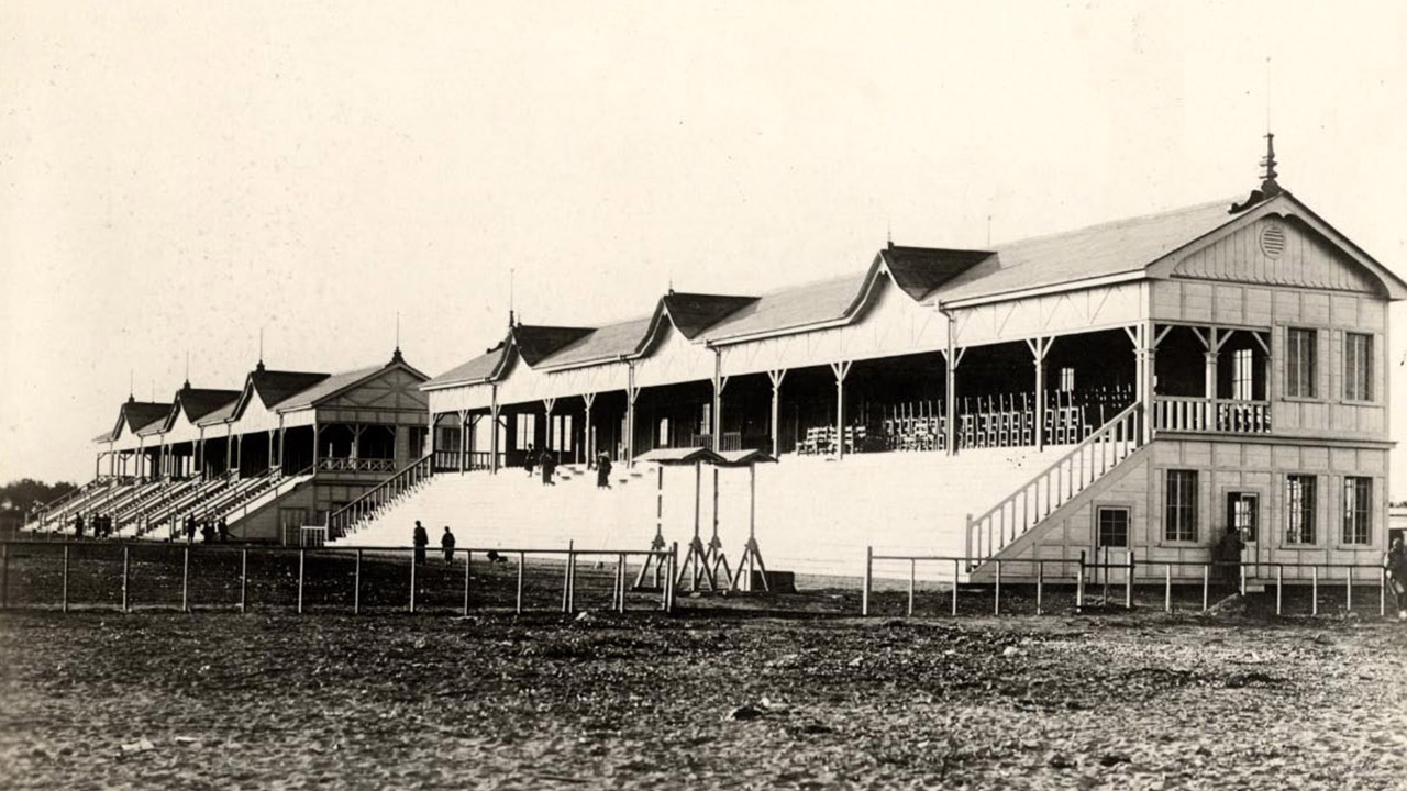 鳴尾競馬場