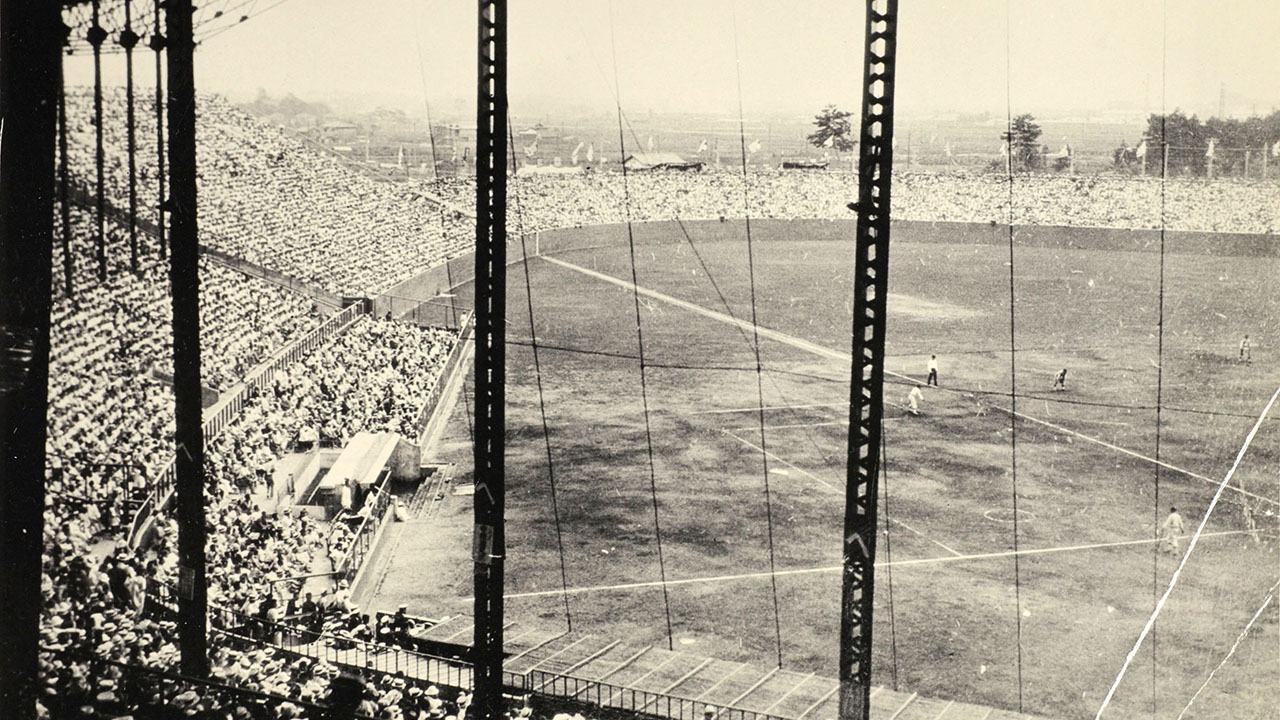 当時、東洋最大といわれた甲子園球場