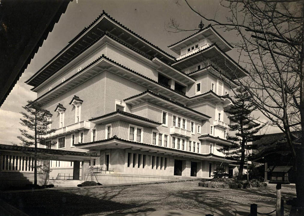 京都祇園弥栄会館